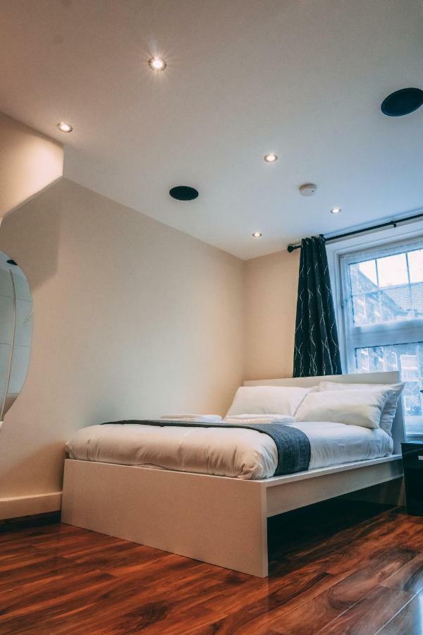 Quality Stay,2 Bed Near The Centre, 2min Walk From Metro Station Appartement