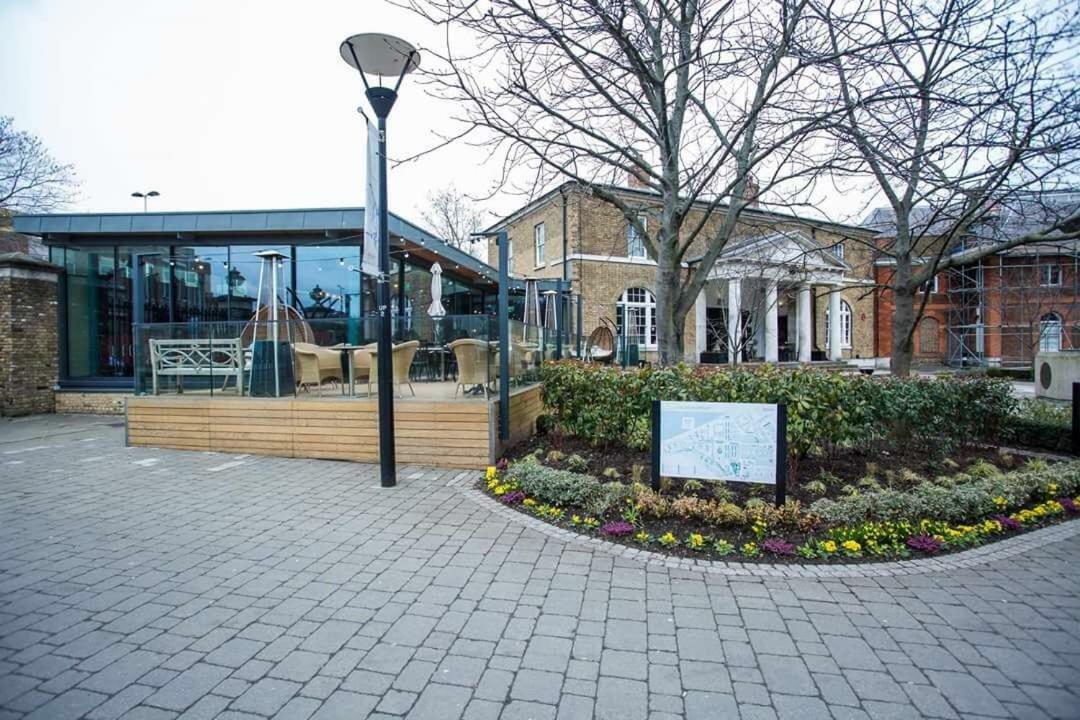 Thames View 2 Bed With Balcony Apartamento Londres