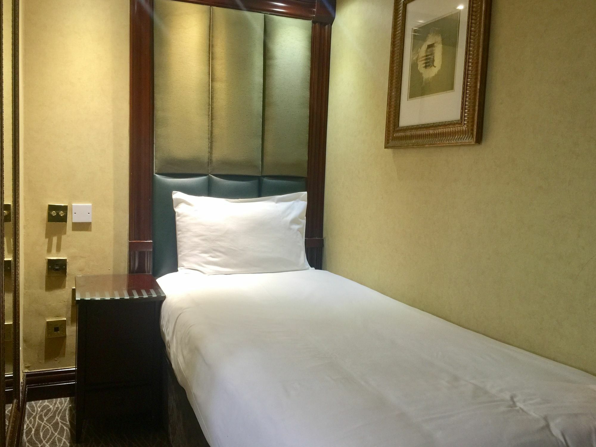 Dreamtel Kensington 3*