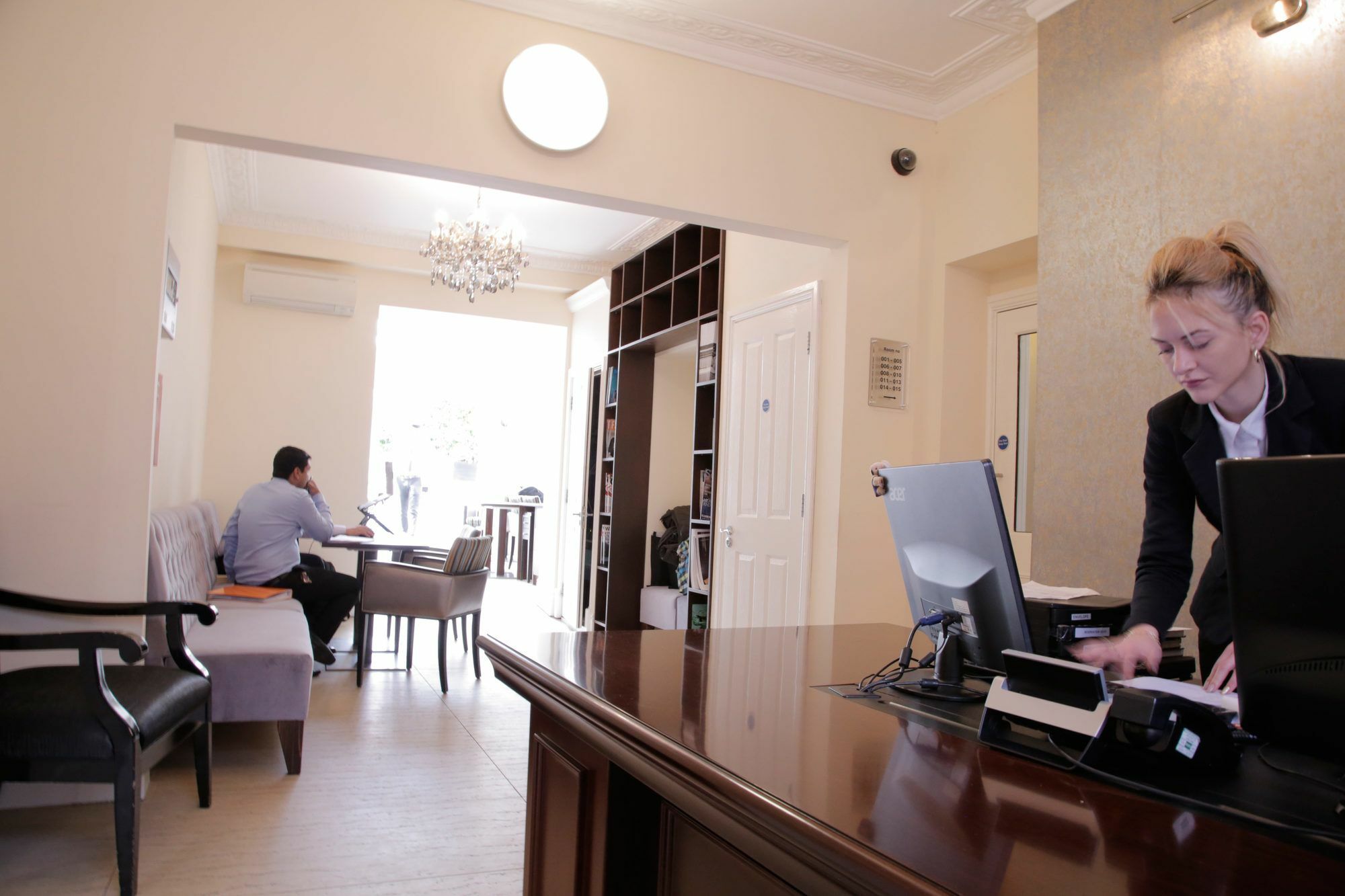 Astors Belgravia Hotel 3*