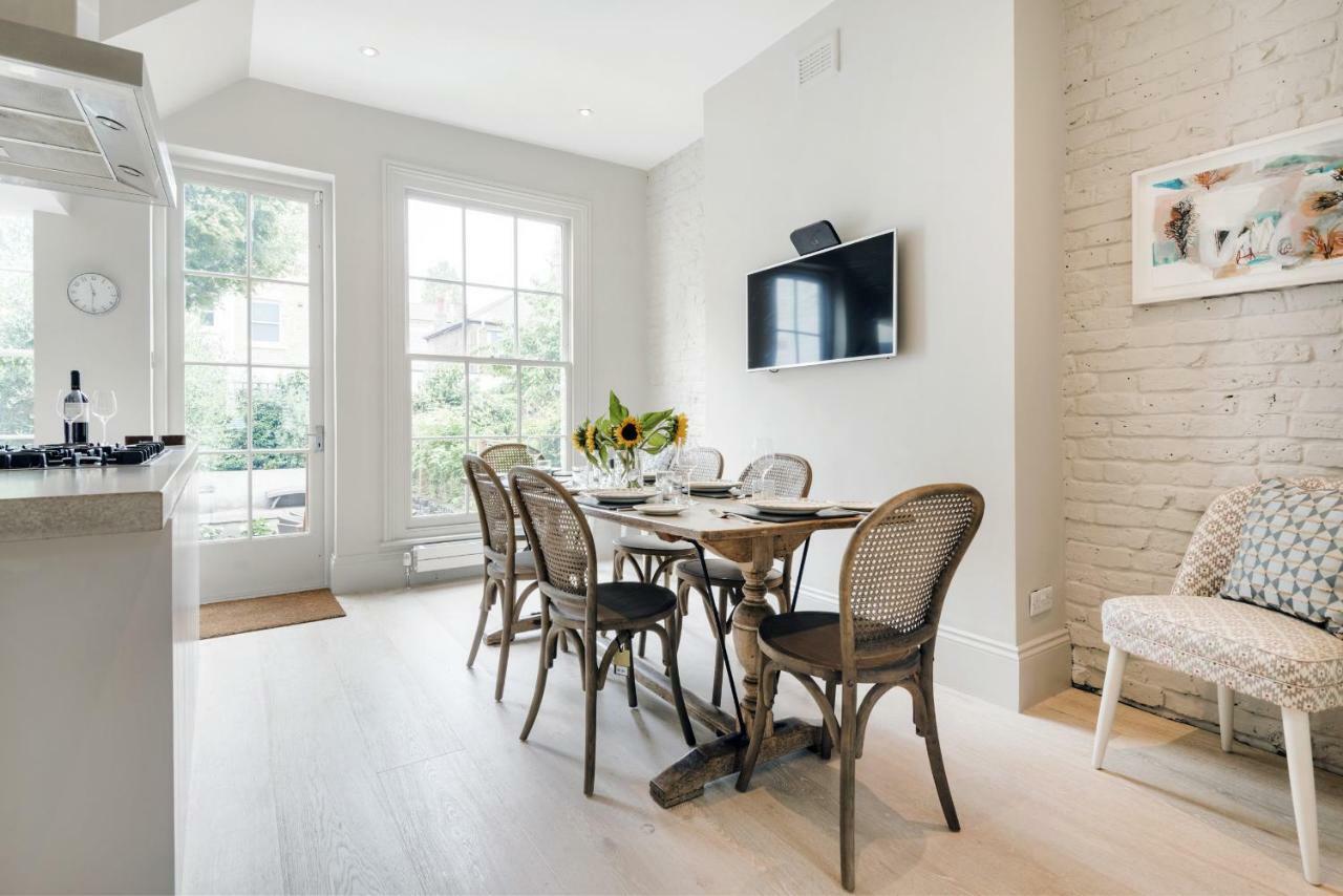 Chic Wandsworth With Patio By Underthedoormat Сasa de vacaciones