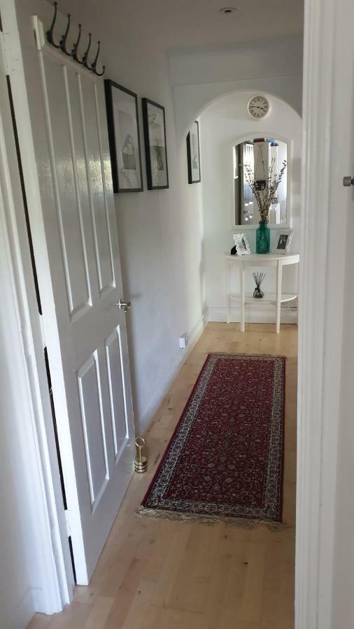 Riverside Court Appartement