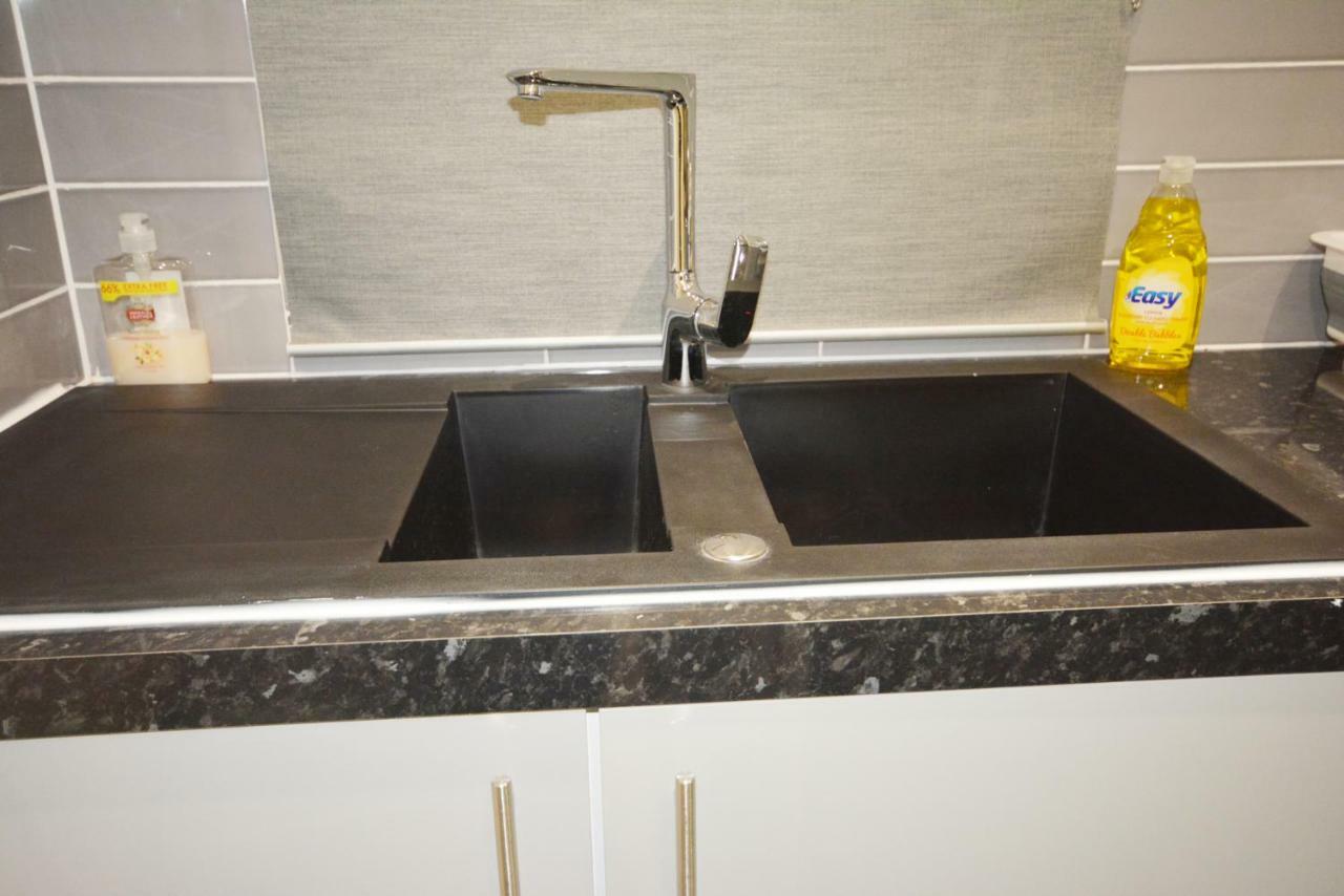 Modern 4 Bedroom Apartamento Londres