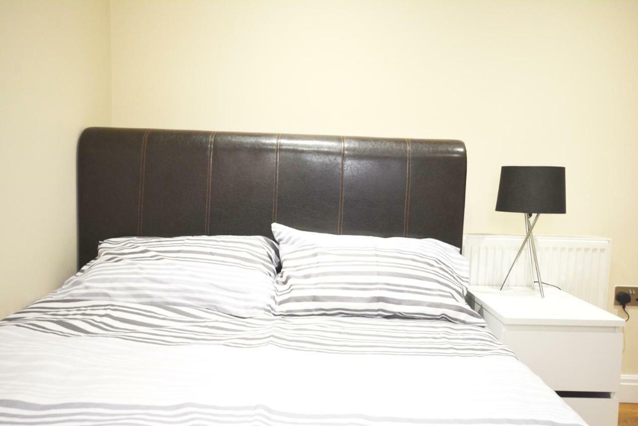 Modern 4 Bedroom Apartment London
