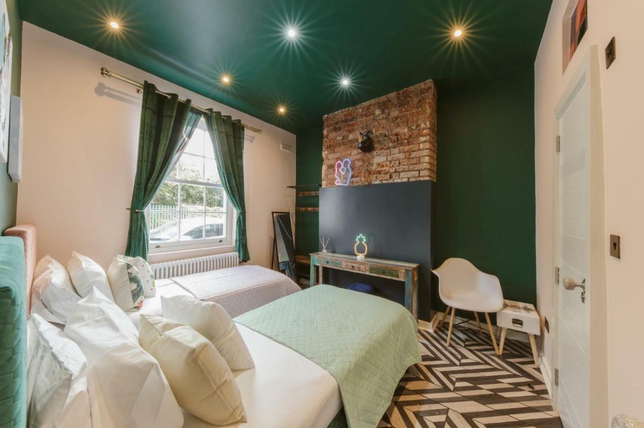 River House With Hot Tub Londres