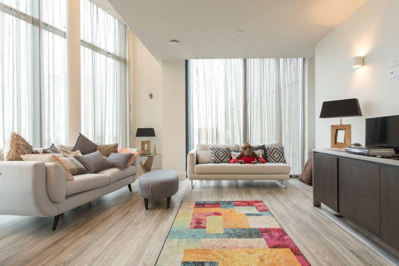 Luxury En-suite Double Room/ W Roof Terrace & Netflix * Londres