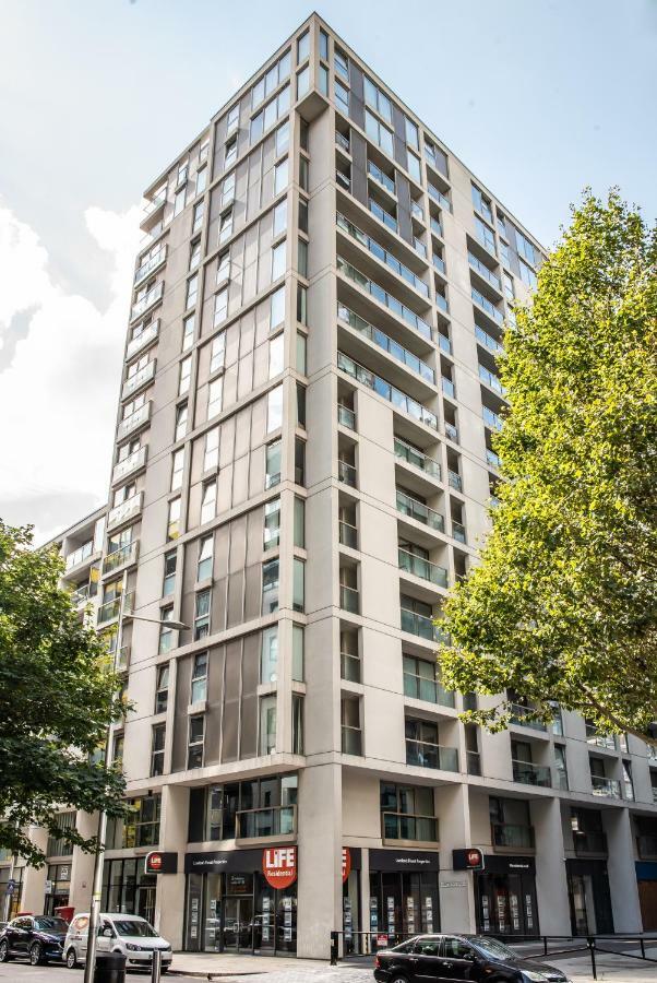 Cobalt Point, South Quay Apartamento