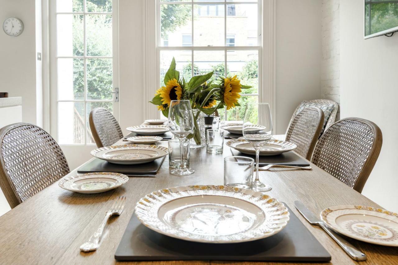 Chic Wandsworth With Patio By Underthedoormat Londres