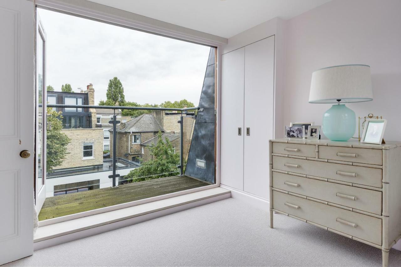 Chic Wandsworth With Patio By Underthedoormat Londres