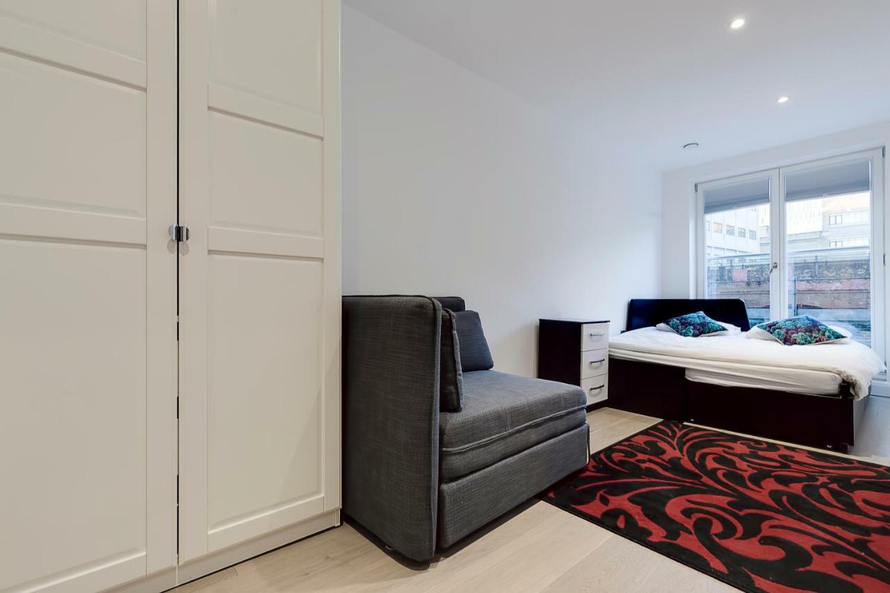 Appartement Charles Dickens, Tate Modern *