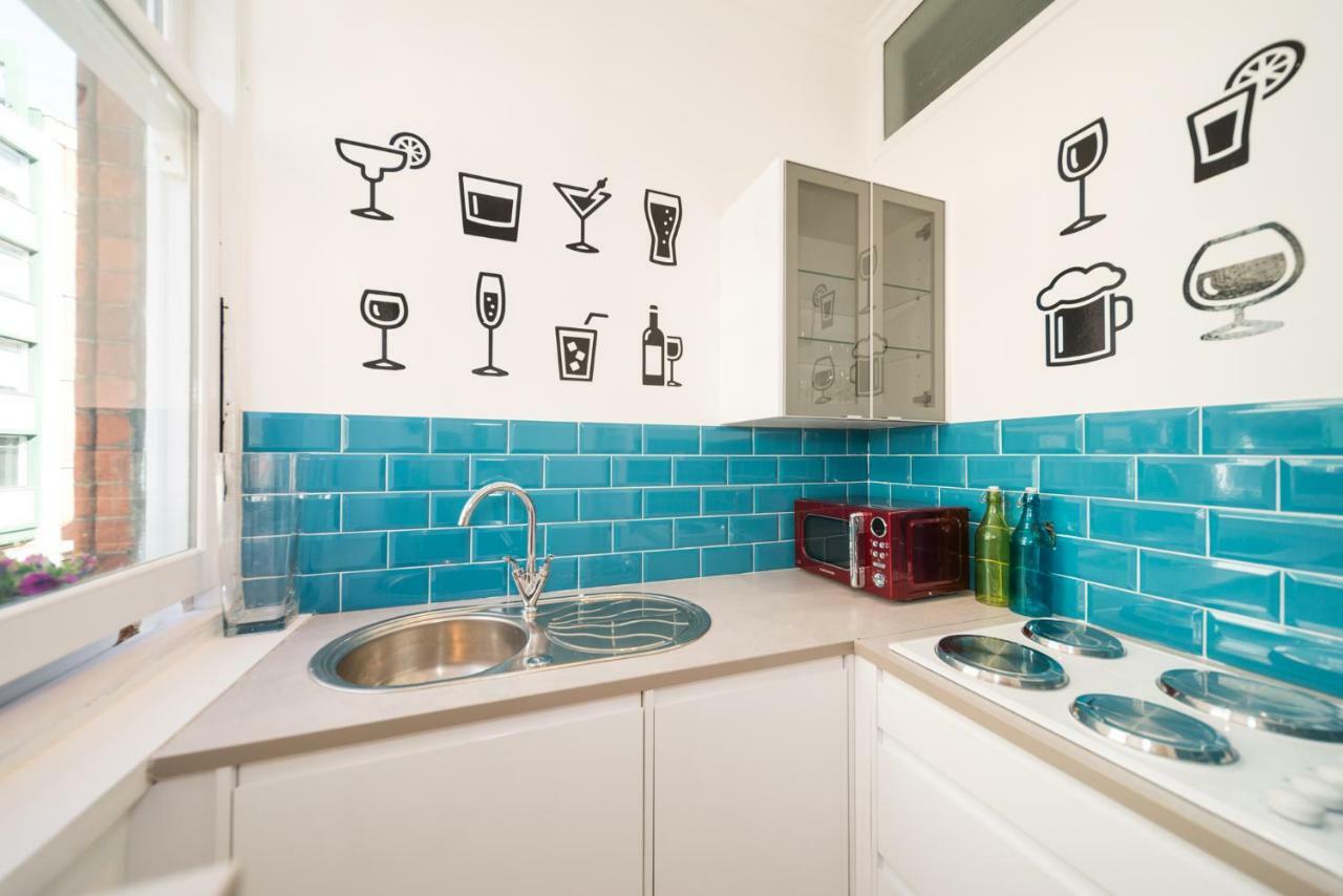 Apartment - Great Location *