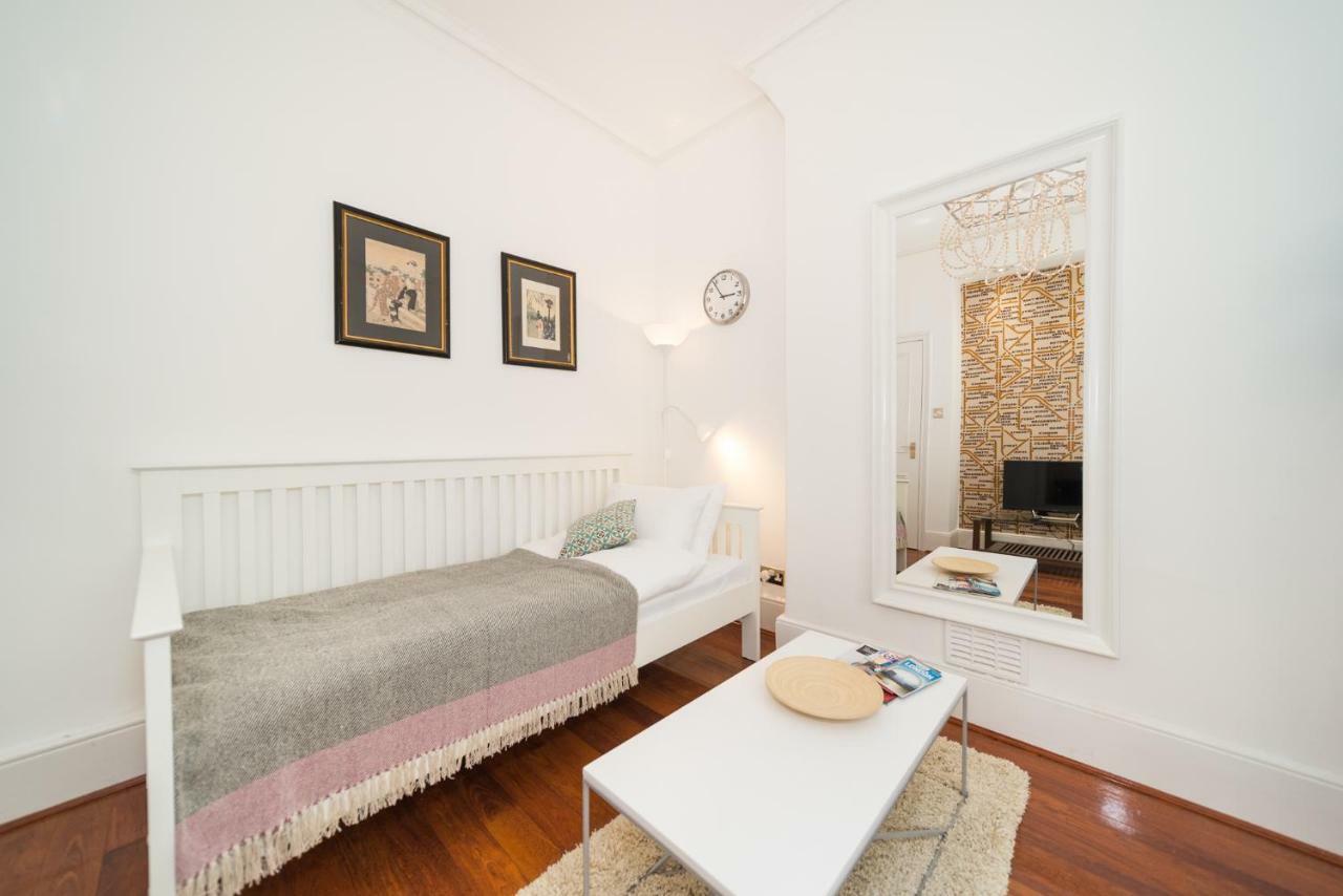 - Great Location Apartment London