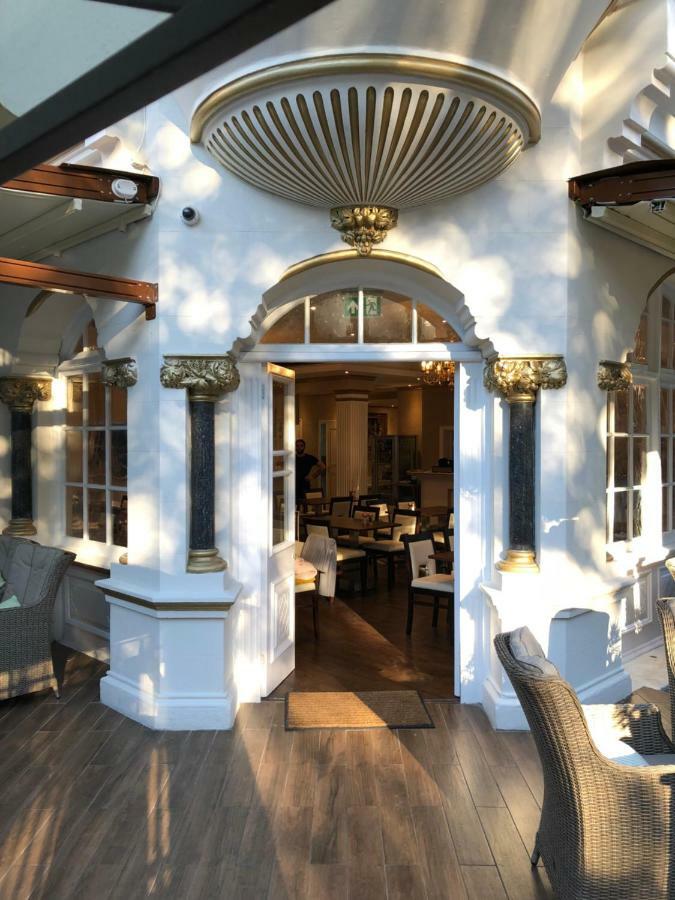 Tourian Lounge Hotel Frühstückspension London