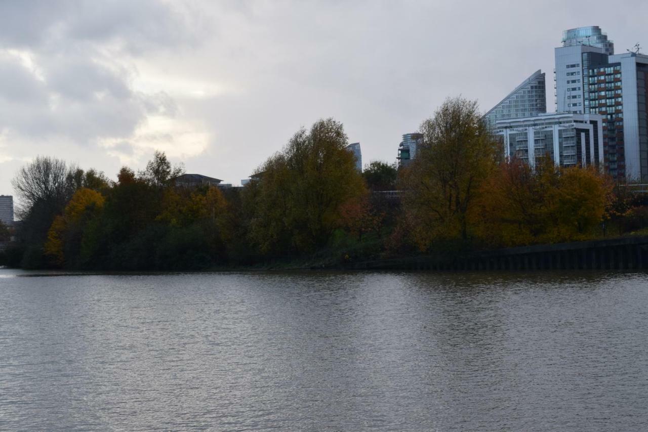 Island 3 Bedroom Luxury Apartments, Canary Wharf Apartamento *