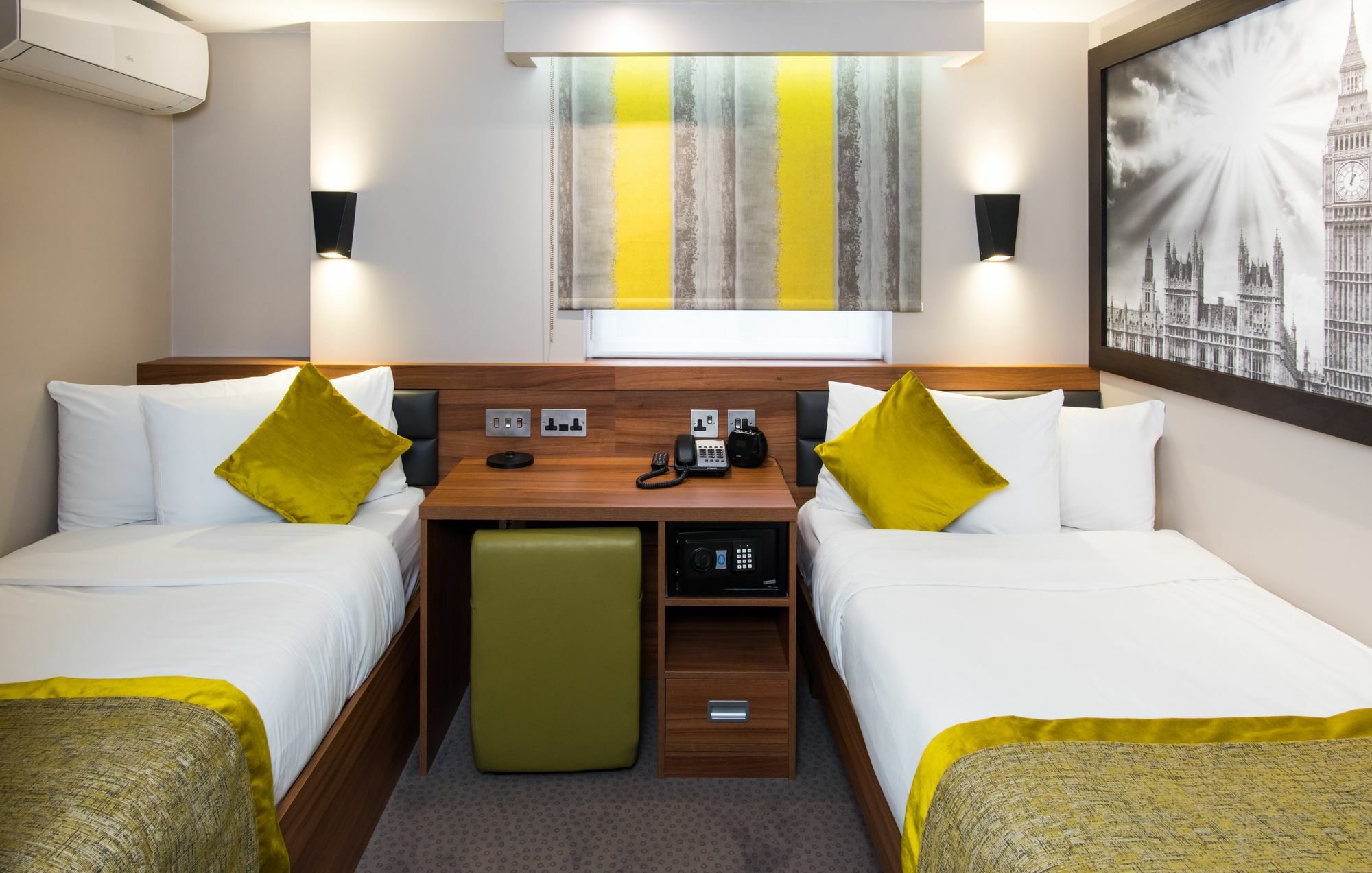 Court Hotel Londres