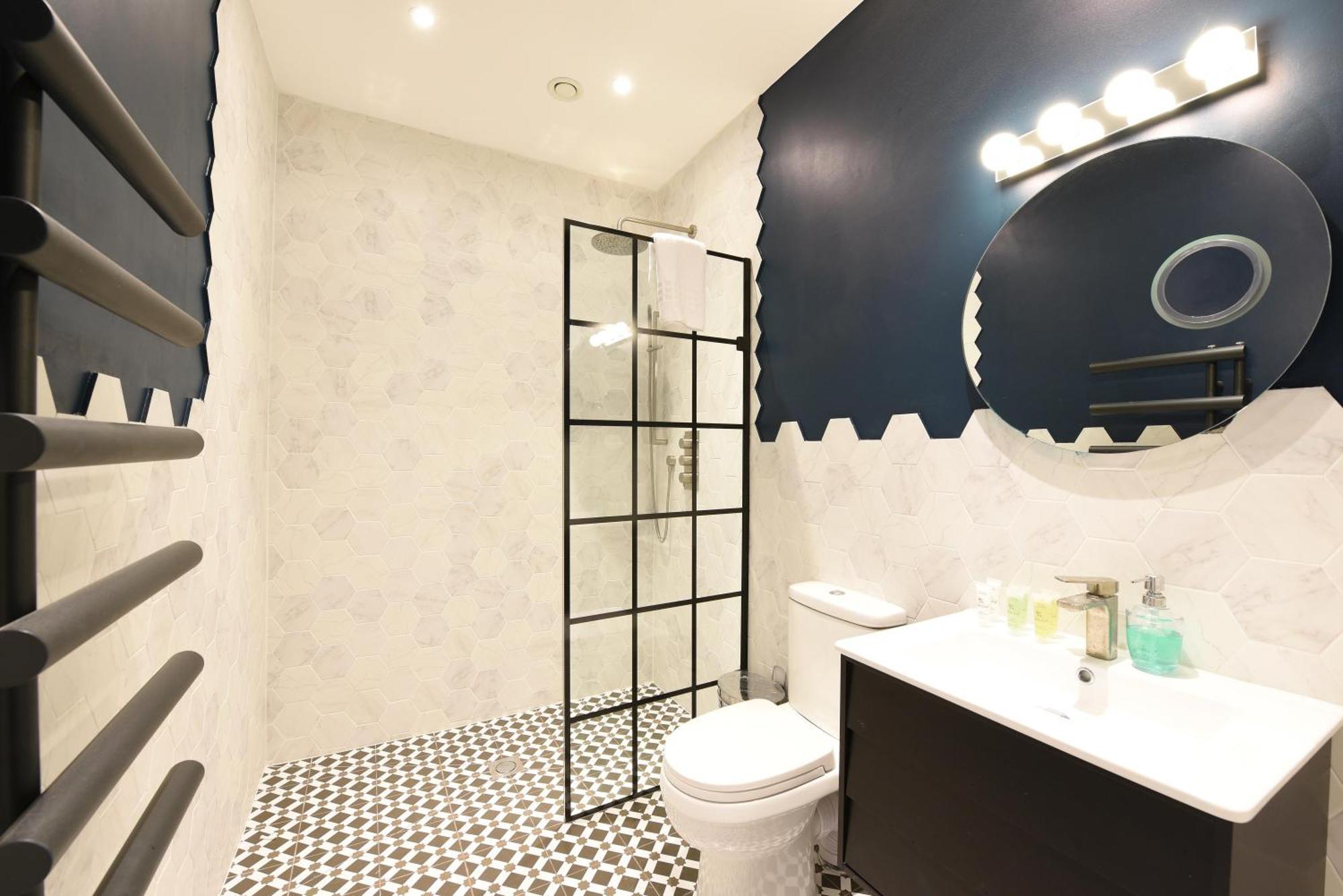 Appartement Stylish!! Spacious 2 & 3 Deluxe Near Victoria Station *