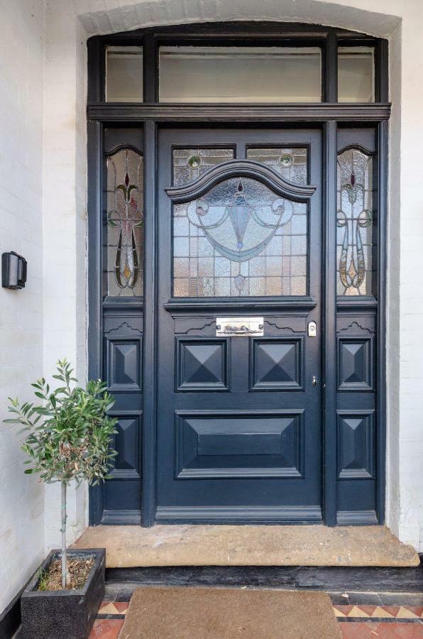 Gorgeous, 4 Bed Victorian House In Dollis Hill * Londen