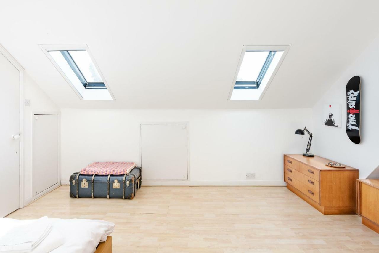 Gorgeous, 4 Bed Victorian House In Dollis Hill Vakantiehuis Londen