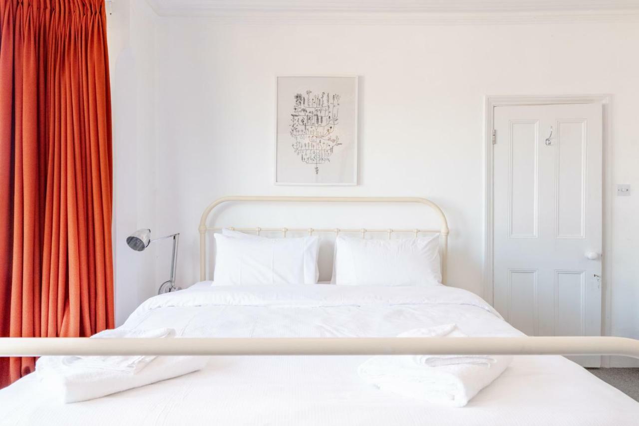 Gorgeous, 4 Bed Victorian House In Dollis Hill Vakantiehuis Londen