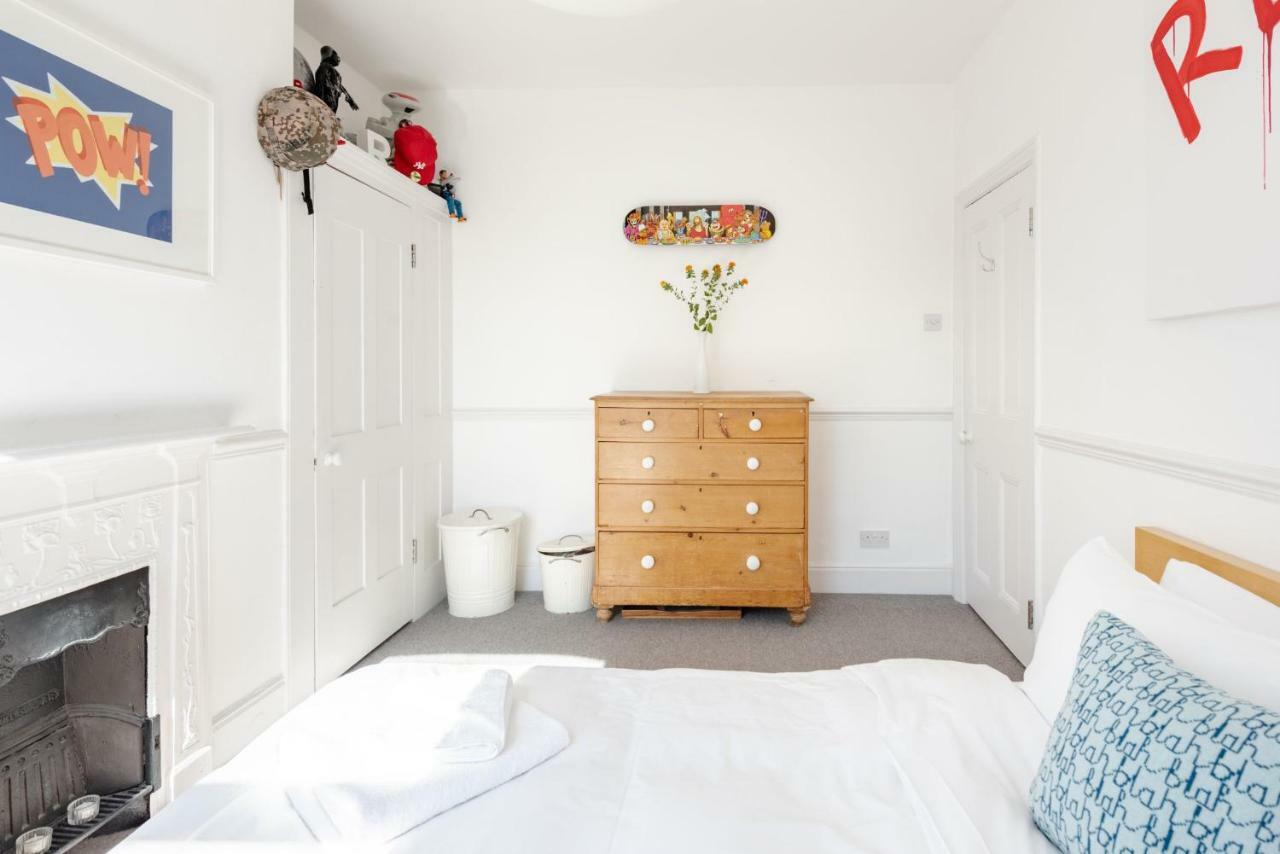 Gorgeous, 4 Bed Victorian House In Dollis Hill Vakantiehuis Londen