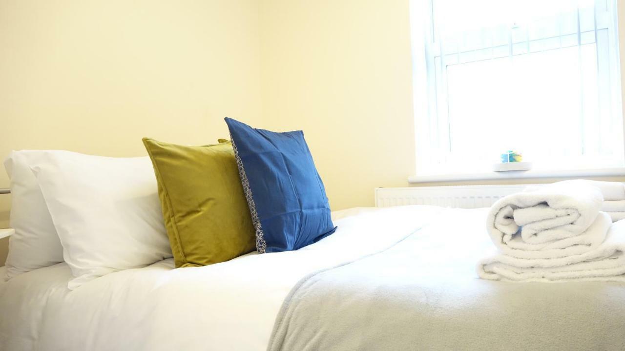 Heathrow Ensuite * Stanwell