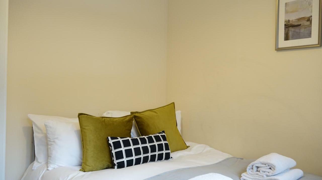 Heathrow Ensuite Stanwell