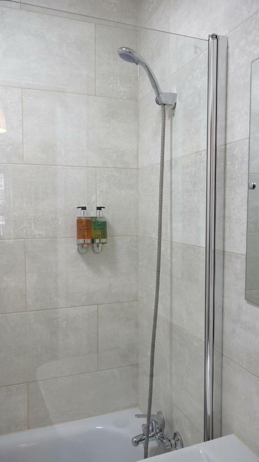 Heathrow Ensuite Accommodatie bij particulieren Stanwell