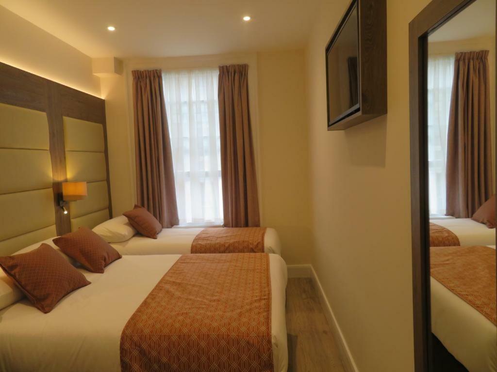 Glendale Hyde Park 3*