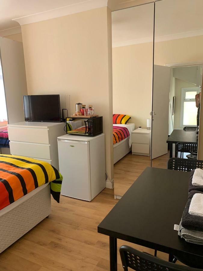 Gladstone Guest house London