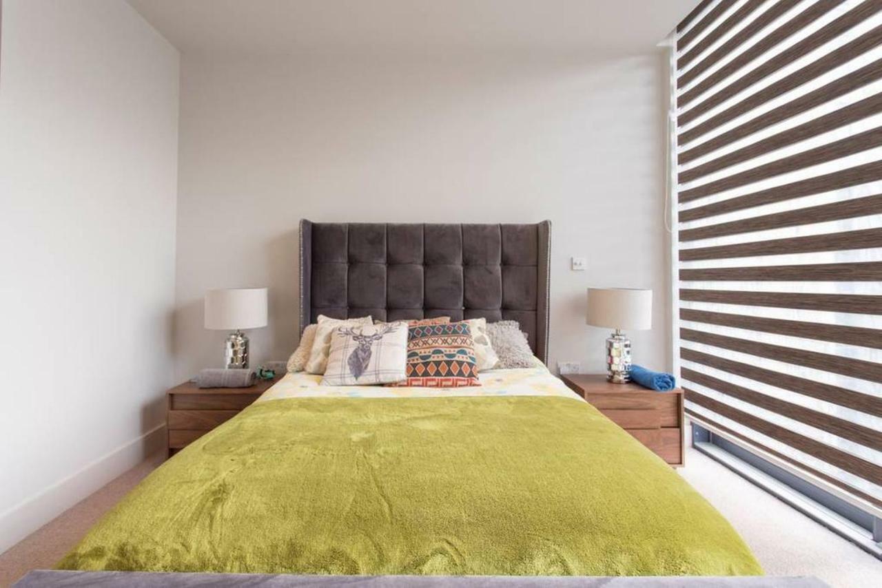 Luxury En-suite Double Room/ W Roof Terrace & Netflix Séjour chez l'habitant *