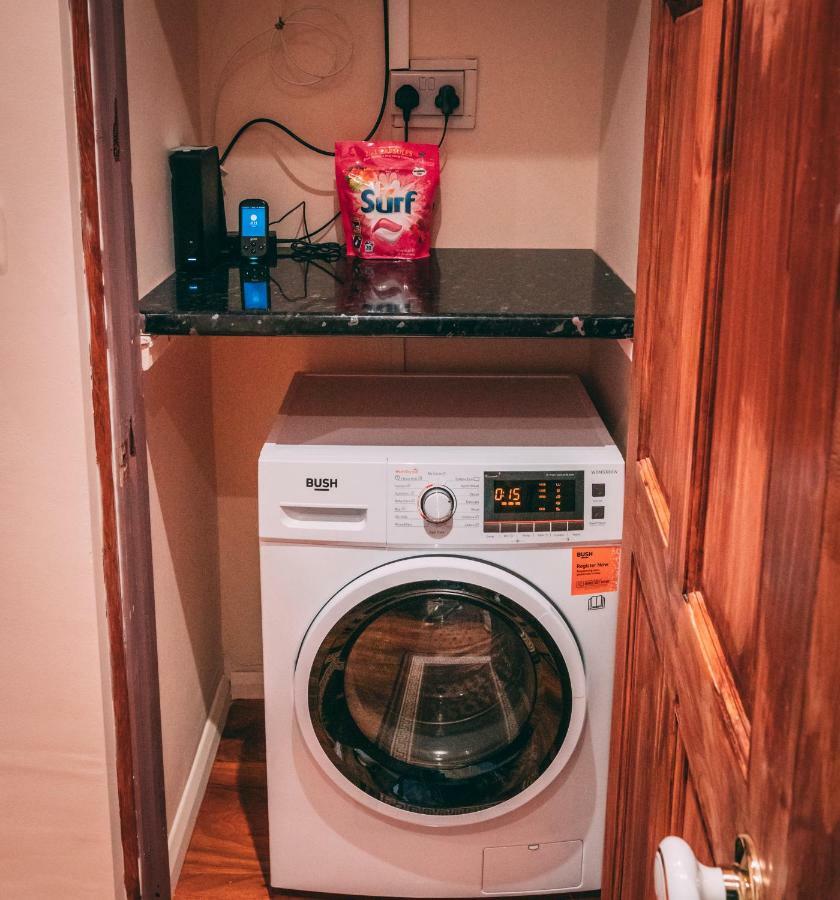Appartement Quality Stay,2 Bed Near The Centre, 2min Walk From Metro Station