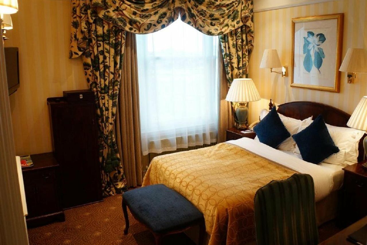 Hotel The Colonnade 4*