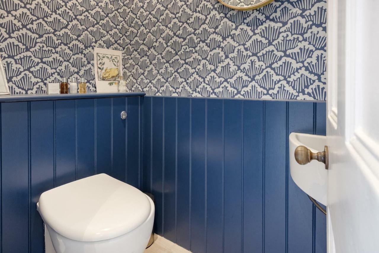 Chic Wandsworth With Patio By Underthedoormat Londres