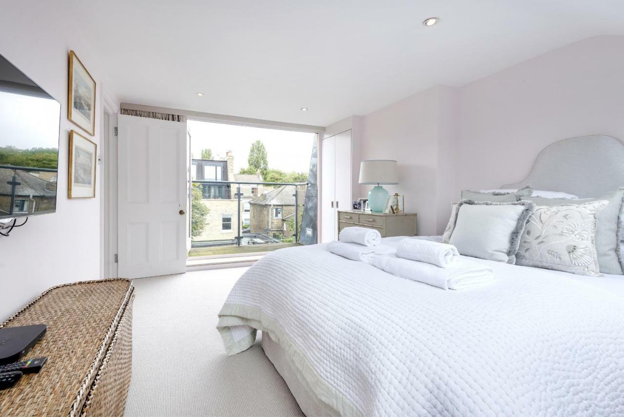 Chic Wandsworth With Patio By Underthedoormat