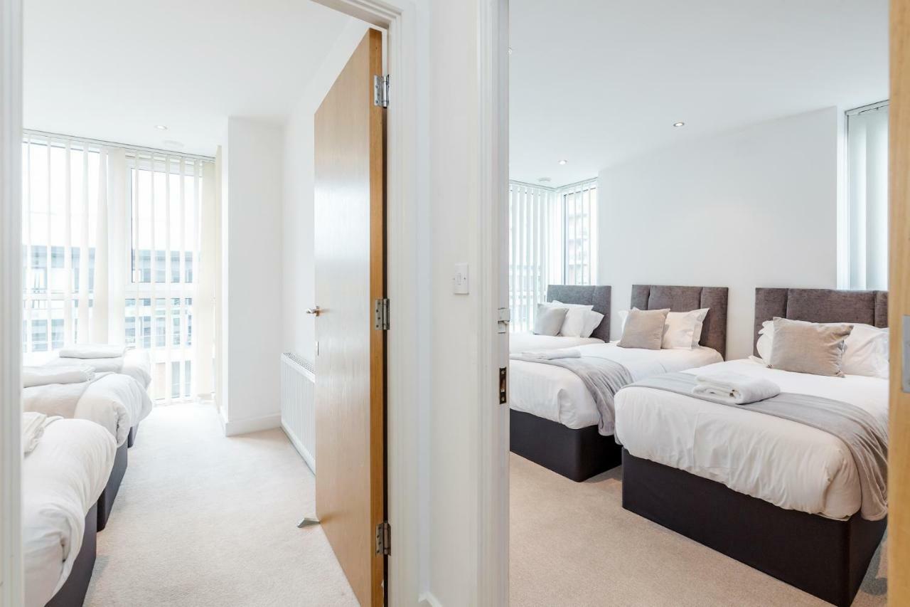 Excel Majestic * London