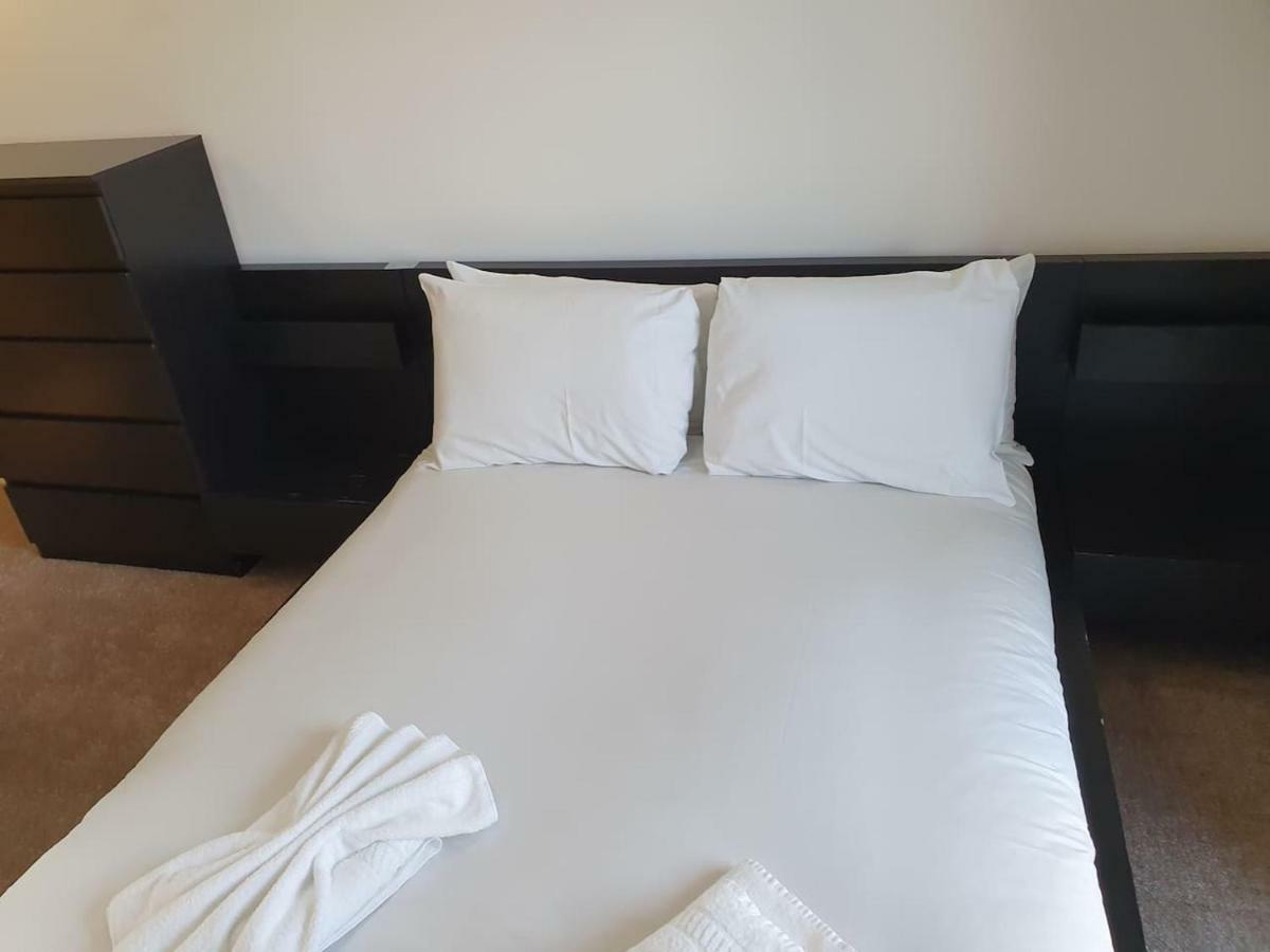 Appartement Amazing 2 Beds 2 Baths 10 Minutes To Bridge Londen