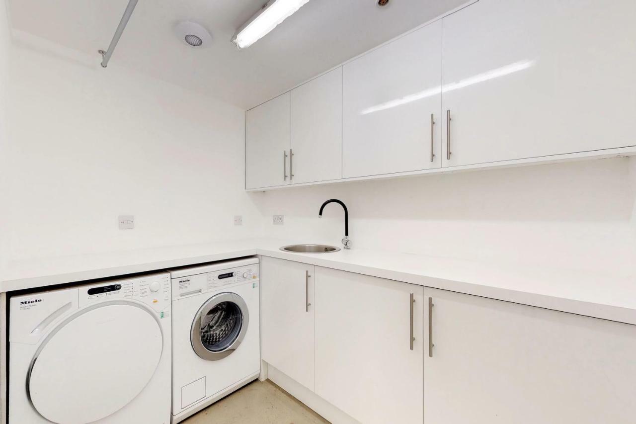 Amazingly Luxurious Loft Apartment, Soho - 3 Bedrooms, 2 Bath & Office Londres