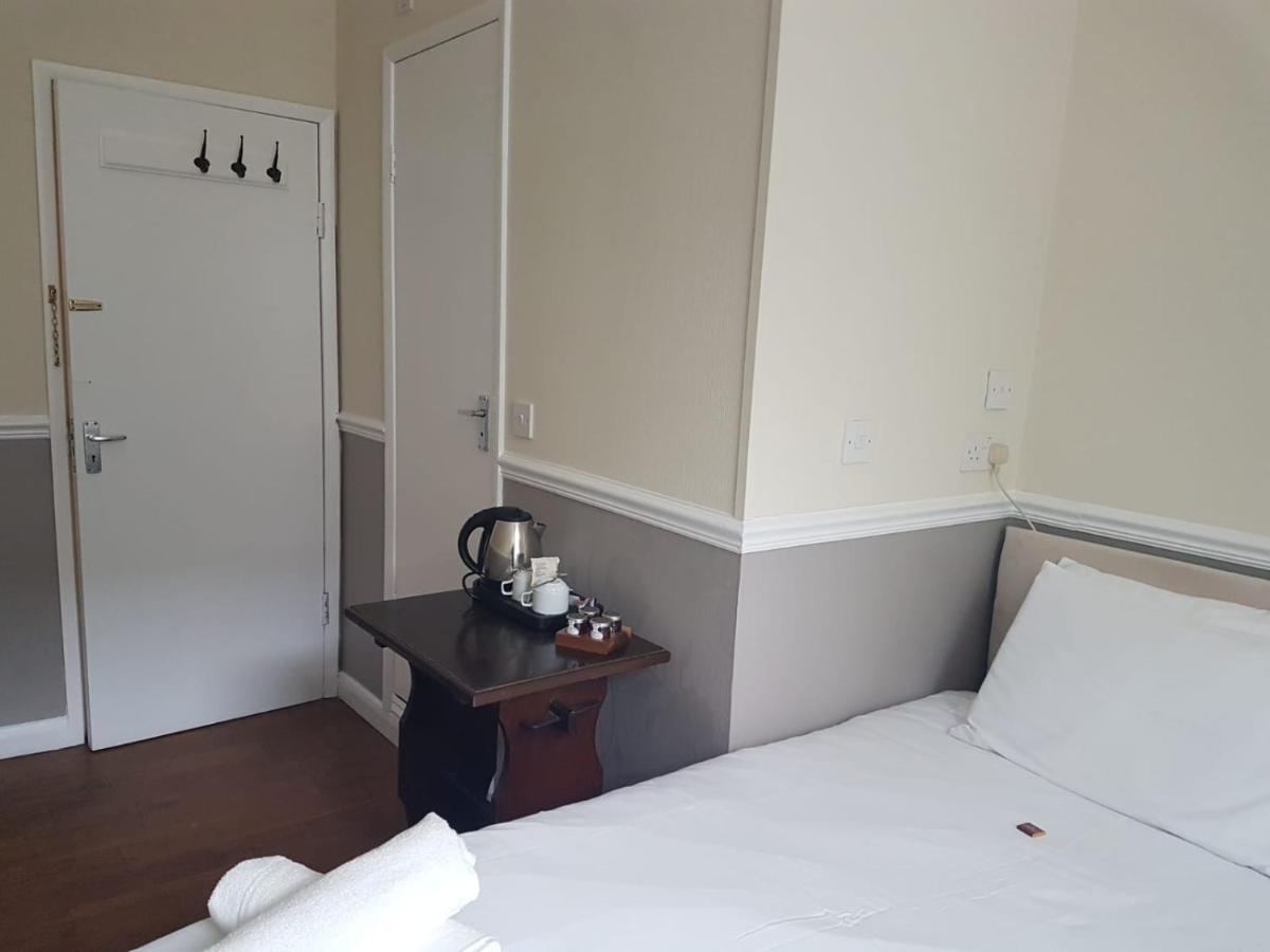 Bed and breakfast Tourian Lounge Hotel
