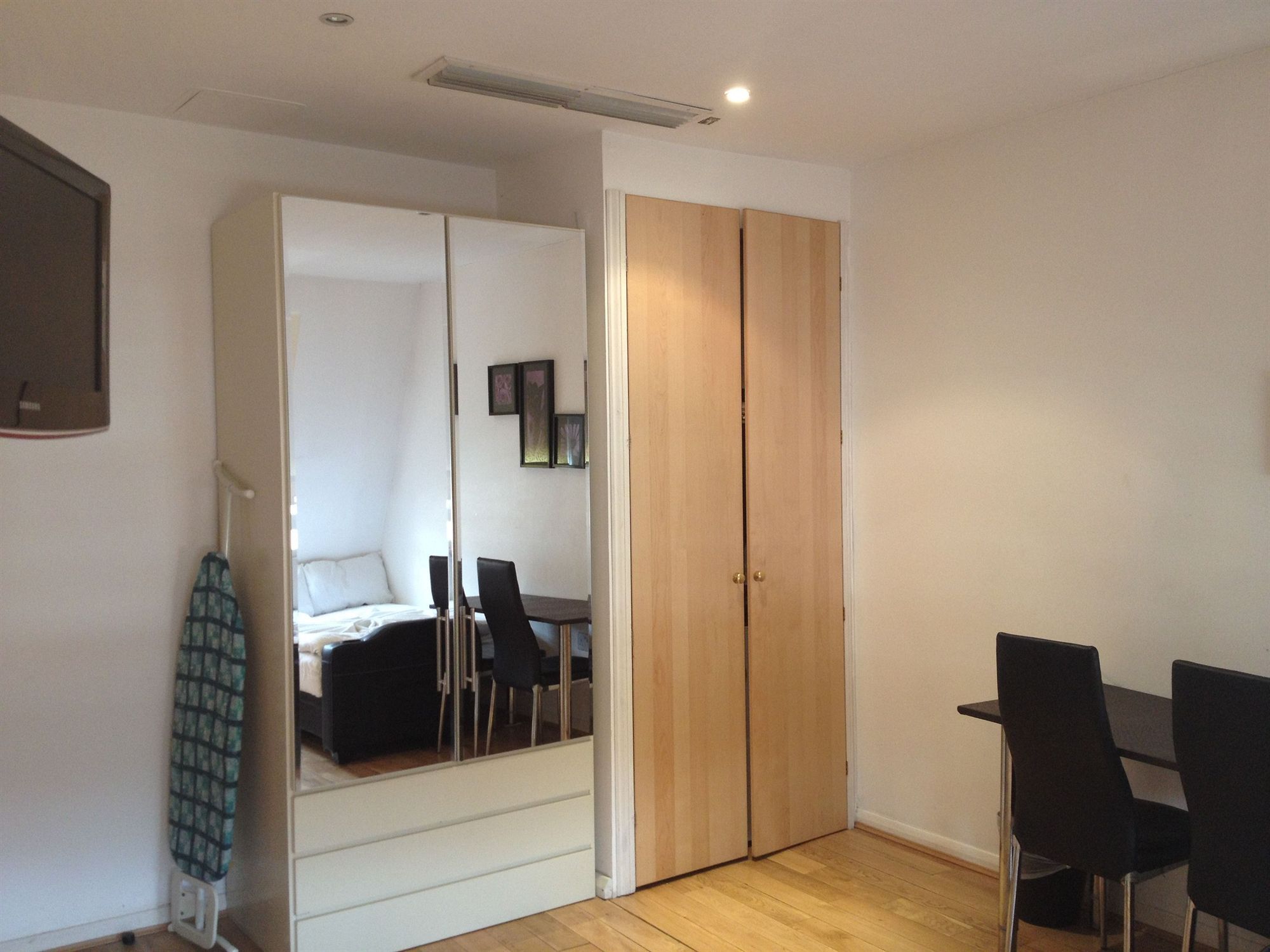 Nox West Hampstead Londen