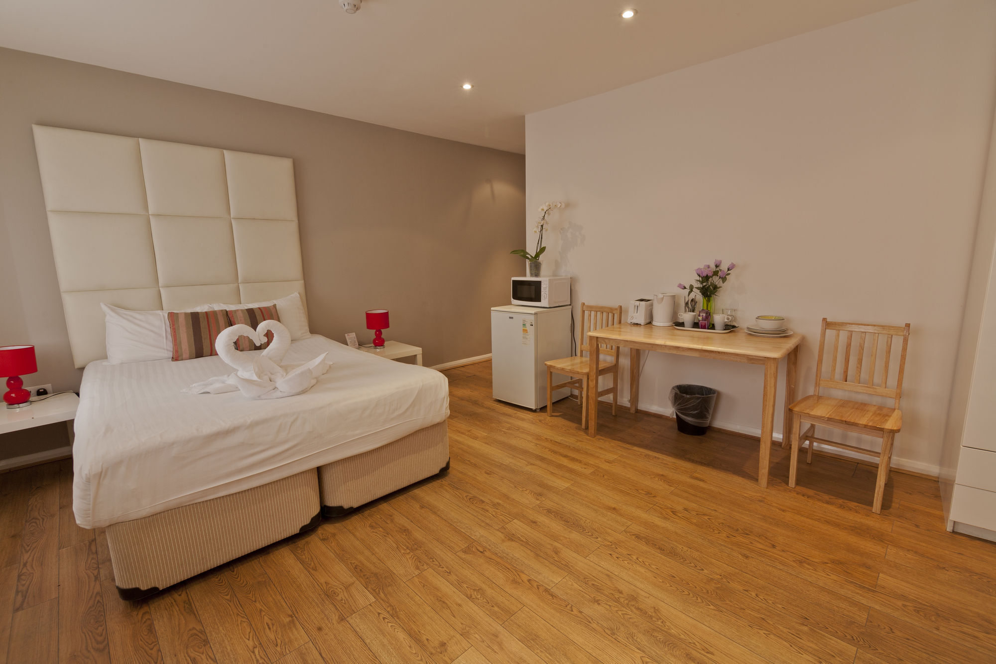 Nox West Hampstead Londen