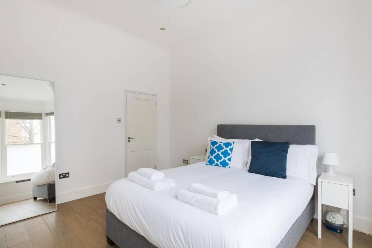 Modern, Stylish And Luxurious 1 Bed Flat Appartement *