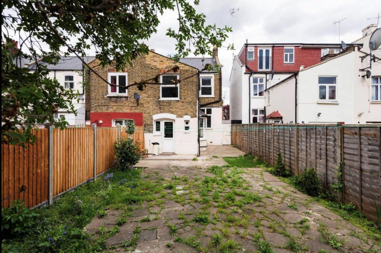 89 Mayes Road Holiday home *