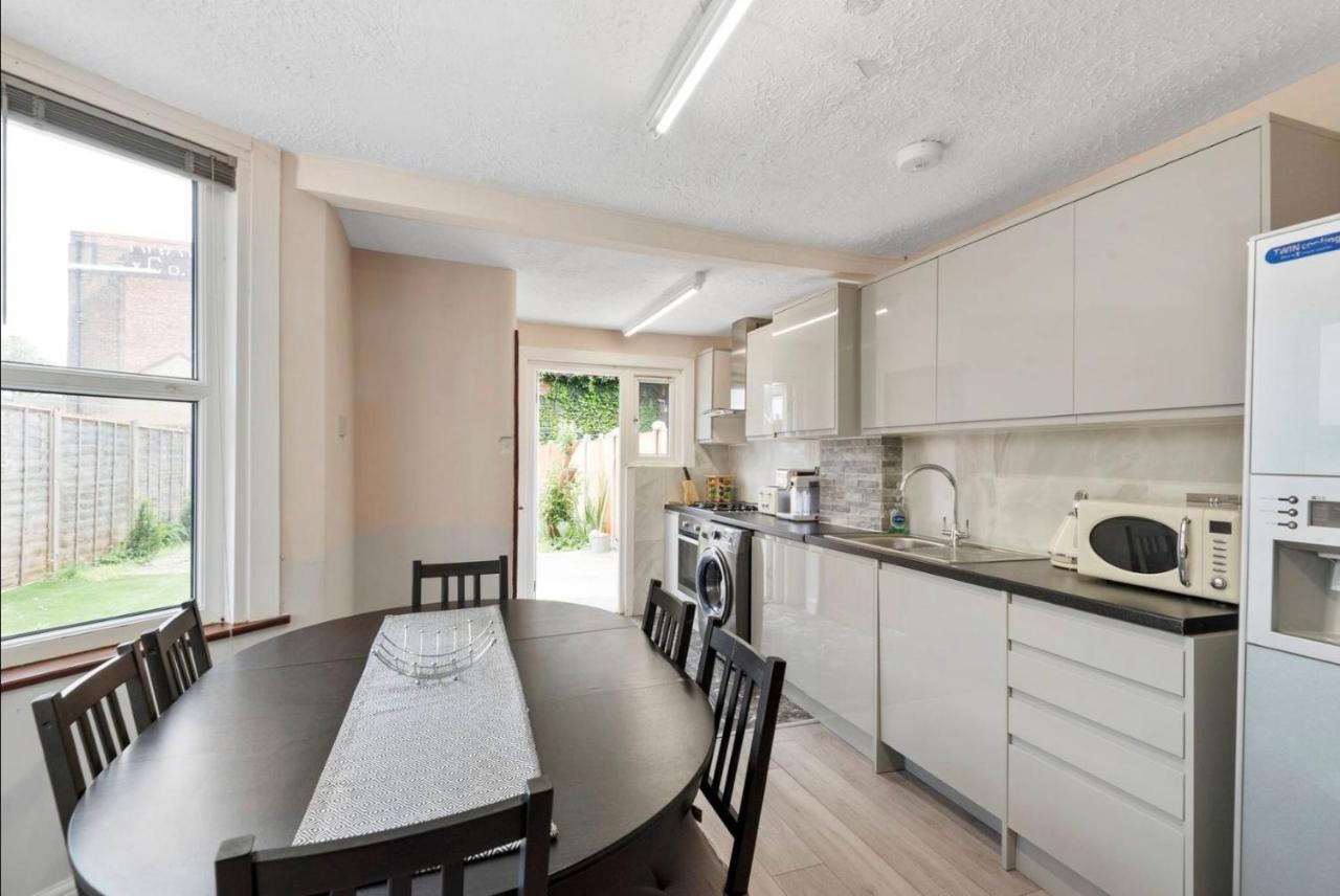 89 Mayes Road Holiday home