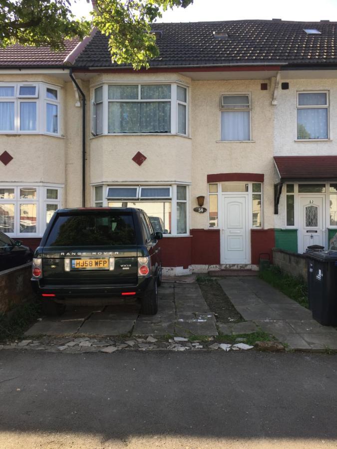Wesley Avenue London