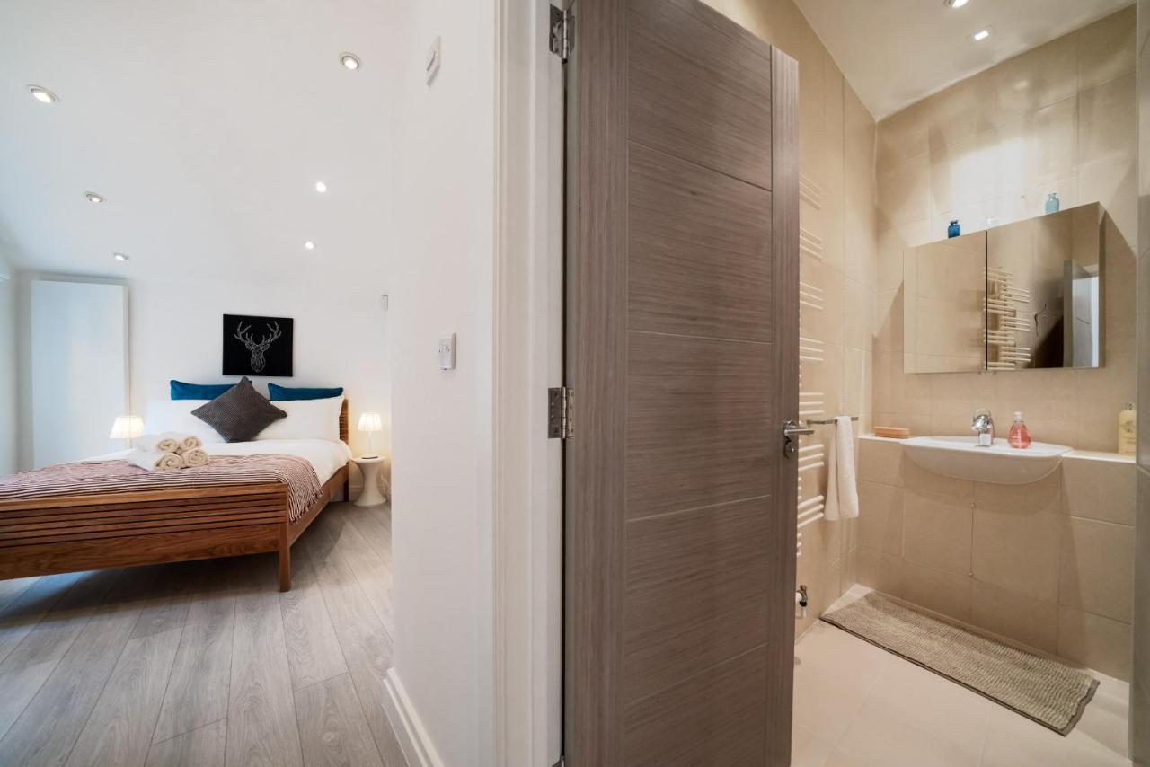 Huge & 3 Bedr, 4 Beds, 2,5 Bath Covent Gdn Apartamento Londres