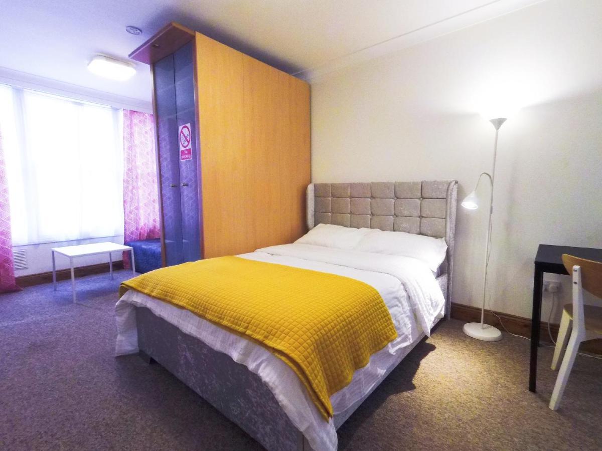 Flat 1 At 6 Taunton Mews *