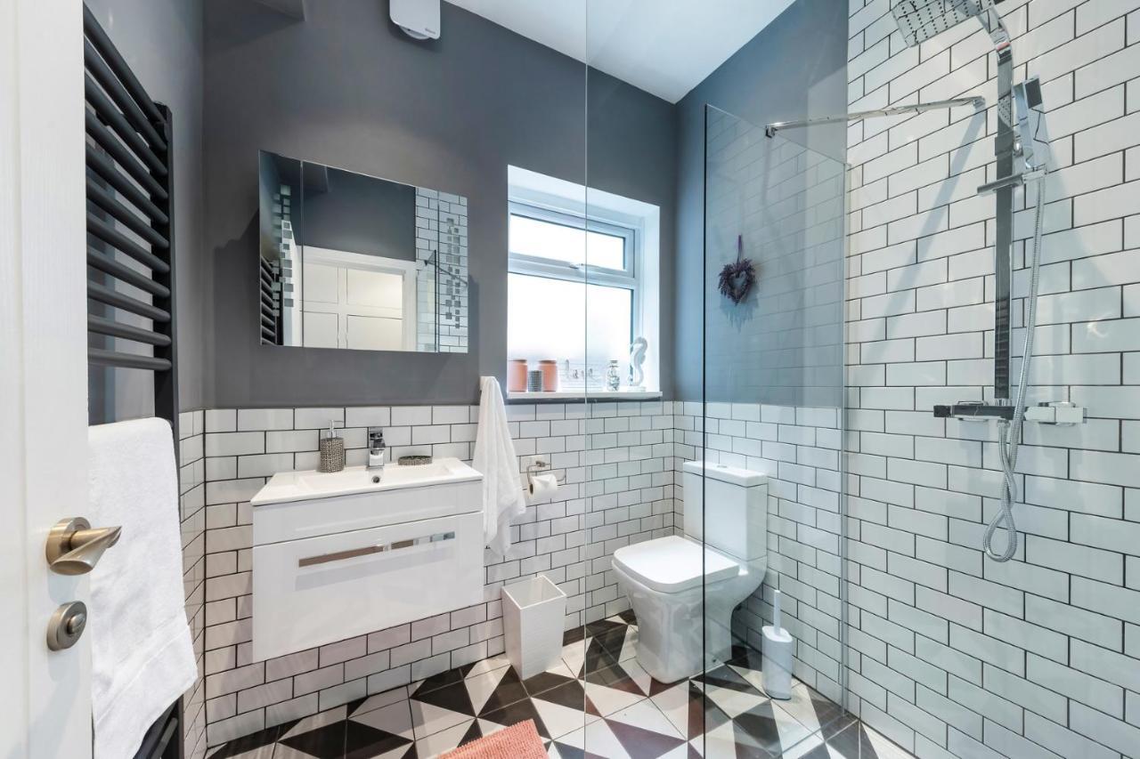 Apartamento Lovely Modern - Fast 100mbps Wifi - Netflix *