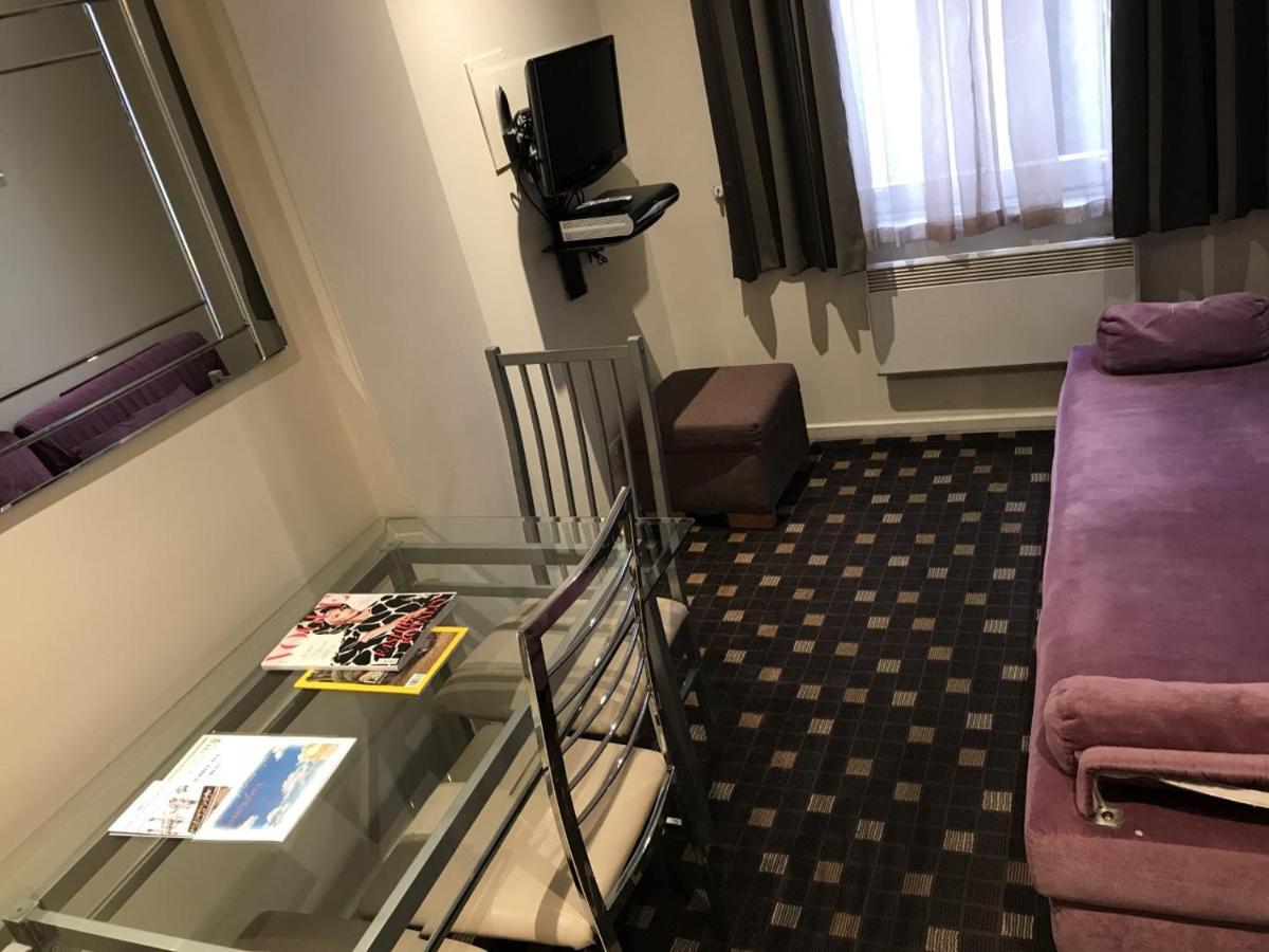 Grand Plaza Con Servicio