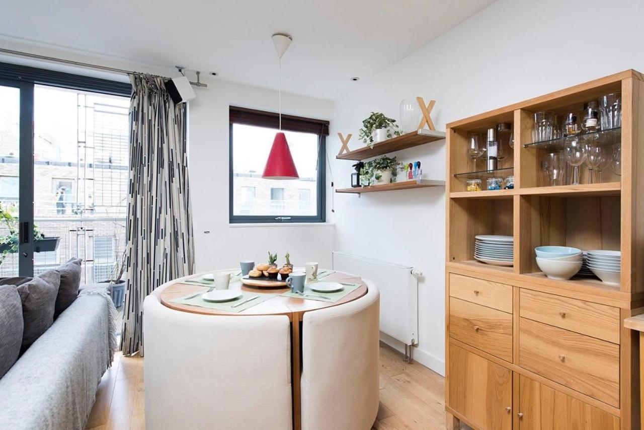 Stylish 2 Bedroom Flat With Balcony In Appartement *
