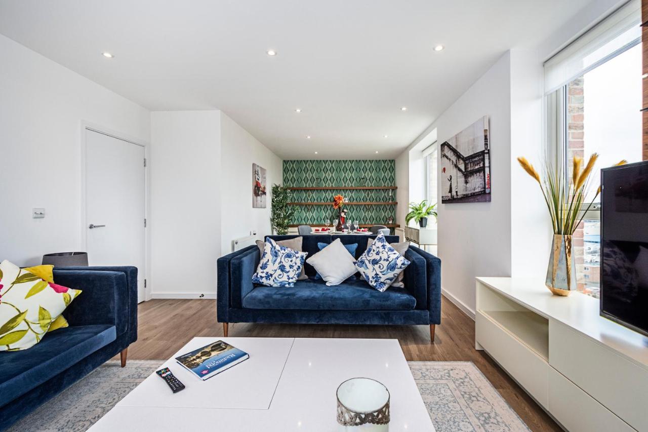 Chiswick Park 3 Bed 3 Bath West London - Parking * Londres